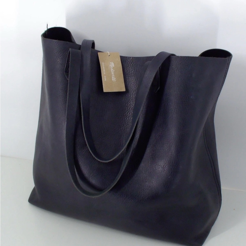 Madewell The Essential Tote Bag Black Leather Shoulder Office Work Minimalist
